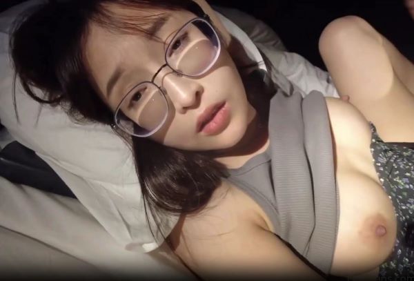 คลิปโอลี่แฟน น้องกวาง รันวงการ Deerlong onlyfans ดนผัวปลุกเย็ดแต่เช้า กระเเทกจนแตกในน้ำเยิ้มๆเต็มรู