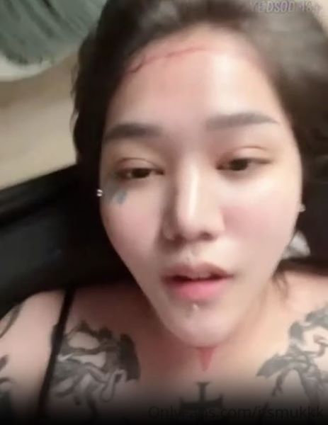 คลิปหลุดโอลี่แฟนดูฟรี น้องมุก itsmukkk อนเล่นท่า 69 สลับกันอมควยเลียหีกับผัว ก่อนจะโดนแหกหีสวยๆ เย็ดสดๆ